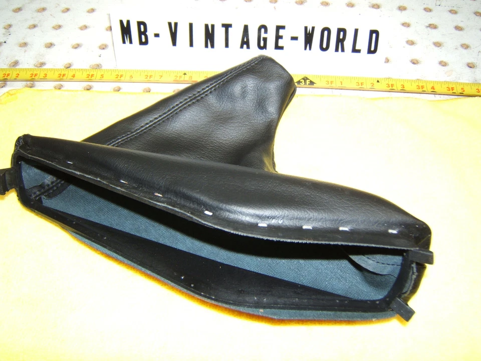 Original BMW E34 89-05 525i 535i 540i freno de mano vinilo negro OEM 1 bota con clip Foto 2 de 4