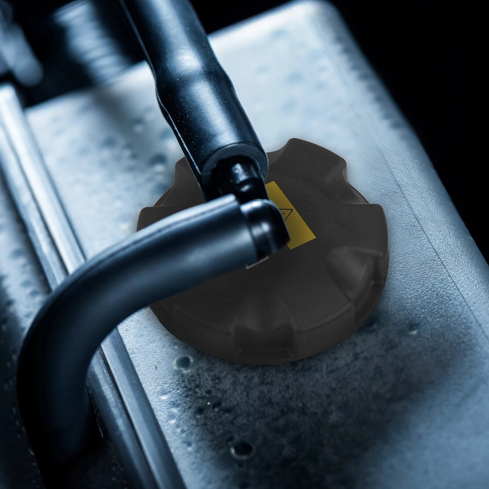 Coolant Expansion Tank Cap For BMW 320i 328i 335i 330i 325i 420i 528i 535i 640i