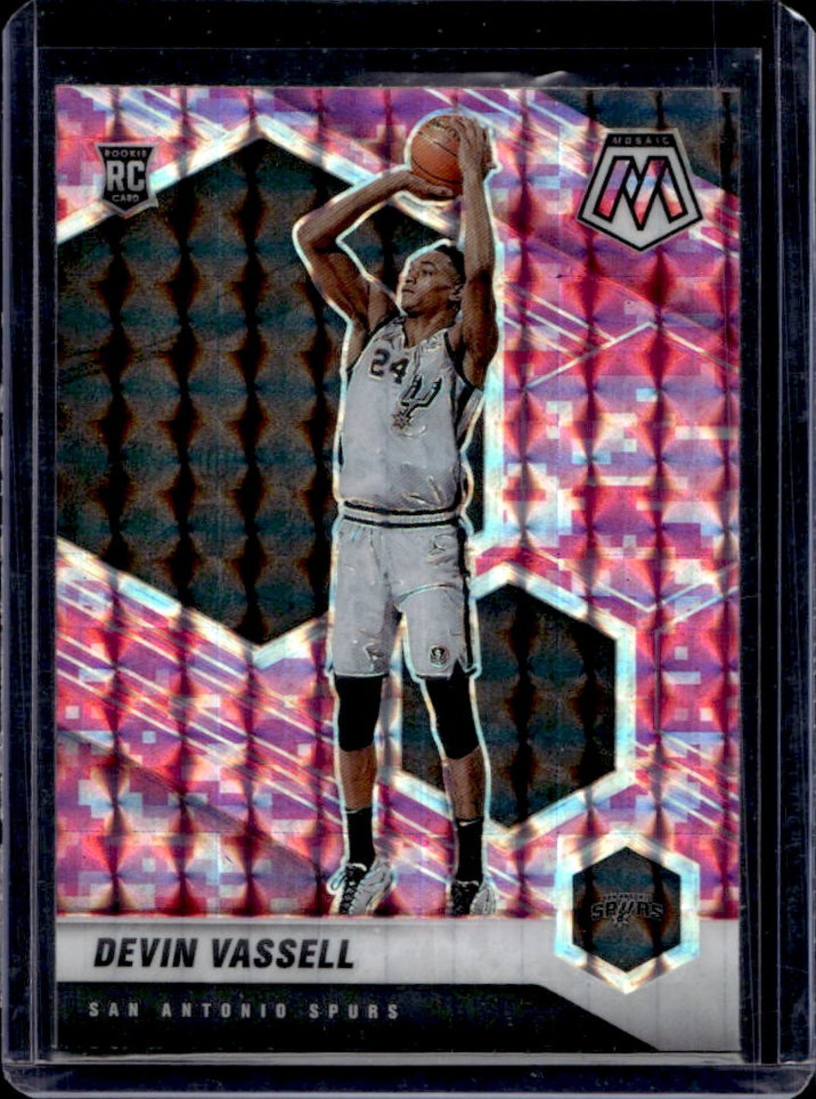 2020-21 Mosaic Devin Vassell RC Camo Pink Rookie #221 Spurs