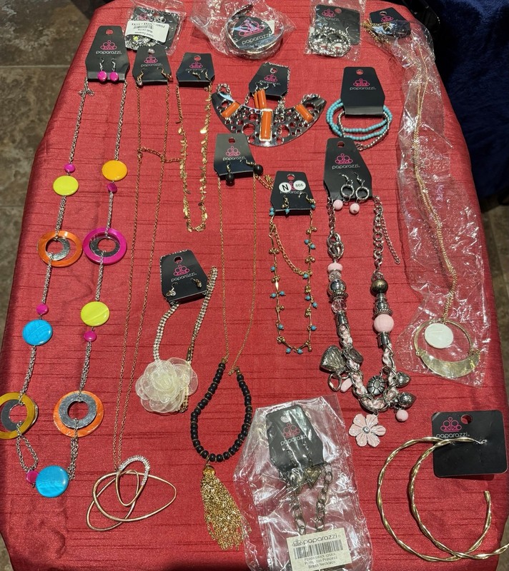 Paparazzi jewelry lot NWT 71 pieces. Necklace & Earrings Sets Count as 1.