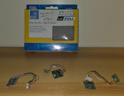 3x vermutlich ESU 52611 Lokpilot DCC V3.0 DCC Dekoder ohne Funktion für Bastler