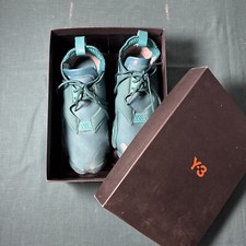 Y-3 Kohna Medium (SIZE 6-9) Shoes Expand Based on Foot Size 