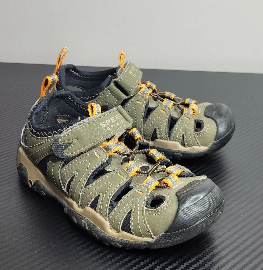 Boys sperry sandals deals