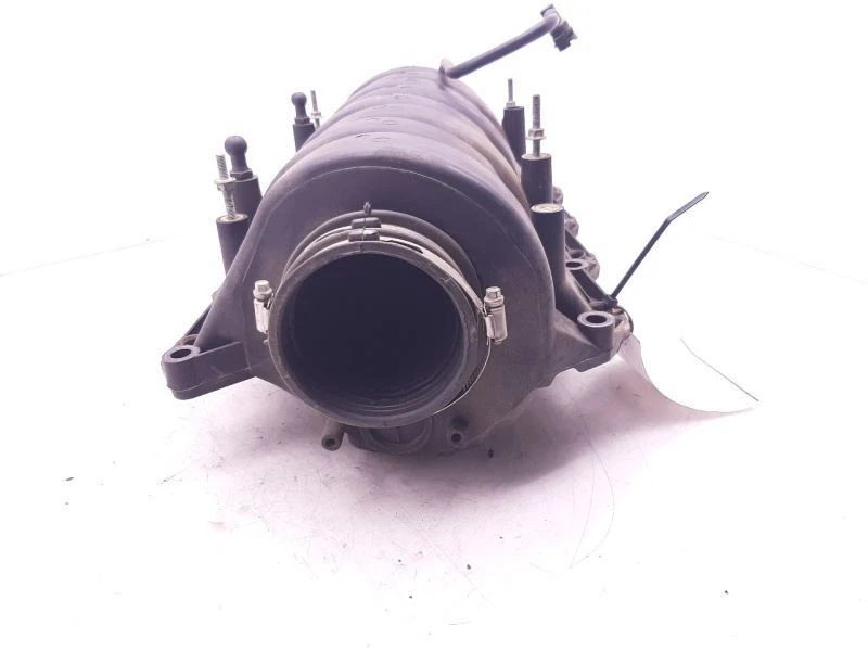 Intake Manifold 06-11 Cadillac DTS 12588847 - Image 4 of 4