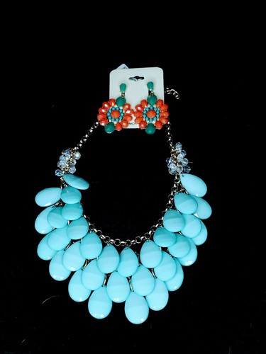 20"Blue Double Drop Tear Drop Statement Necklace And Earrings Set - Picture 4 of 8