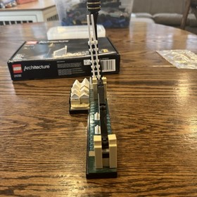 LEGO ARCHITECTURE: Sydney (21032) With Box/Manual ~ 100% COMPLETE