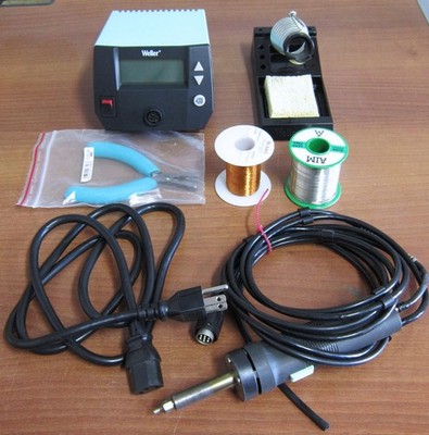 USED Weller WE1010 70-Watt Digital Soldering Iron Station/Education Kit 120V