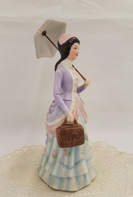 1978 Avon MRS. ALBEE President's Club Award Porcelain Figurine | eBay