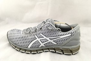 asics t7e7n