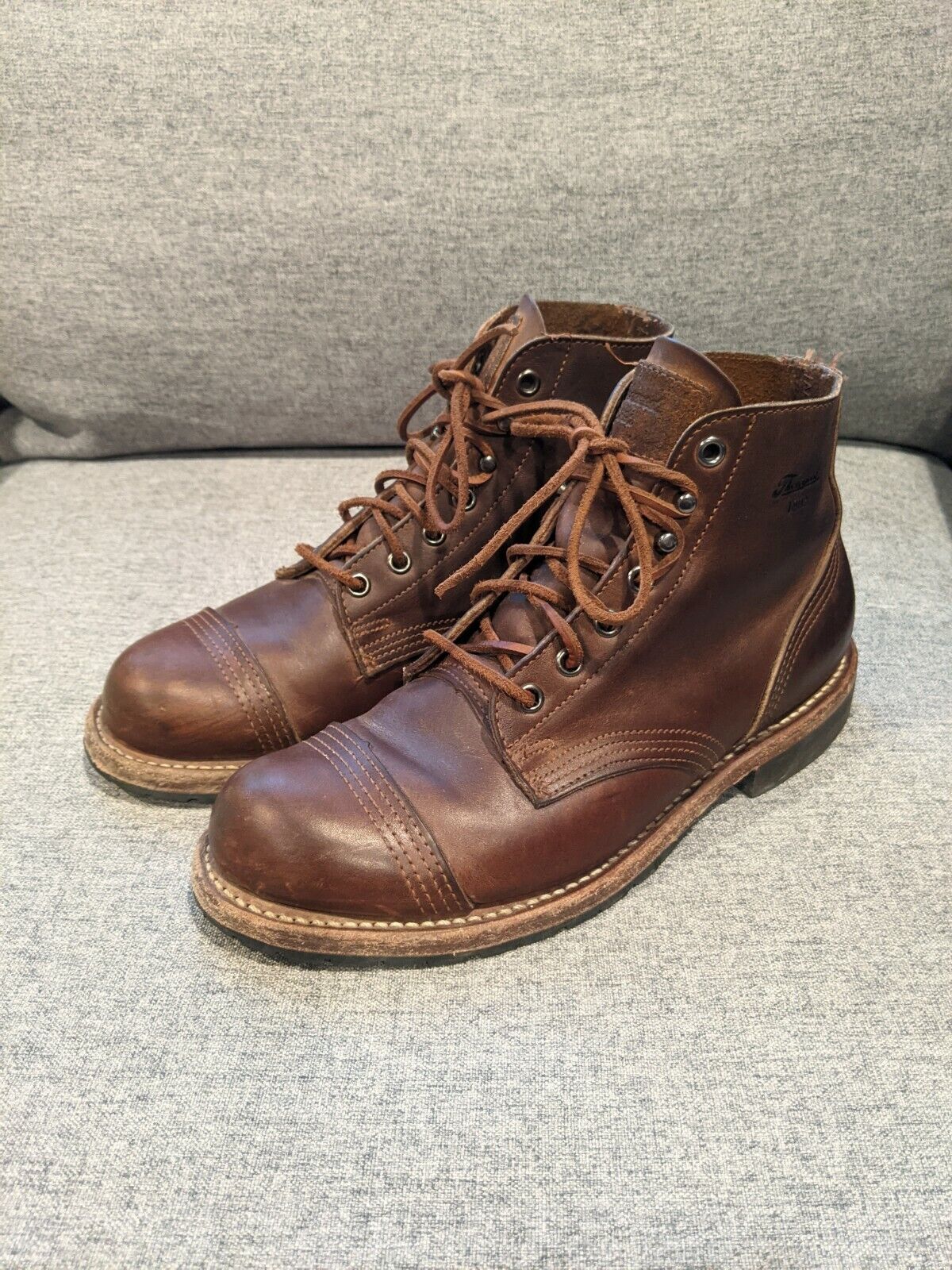 1892 by Thorogood Shoes 814-4014 Dodgeville Wheat Pred Boots Made In USA  Horween