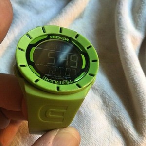 under armour coliseum watch