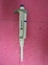 Eppendorf Research Plus 100-1000 μL Single Channel Manual Pipette 1000