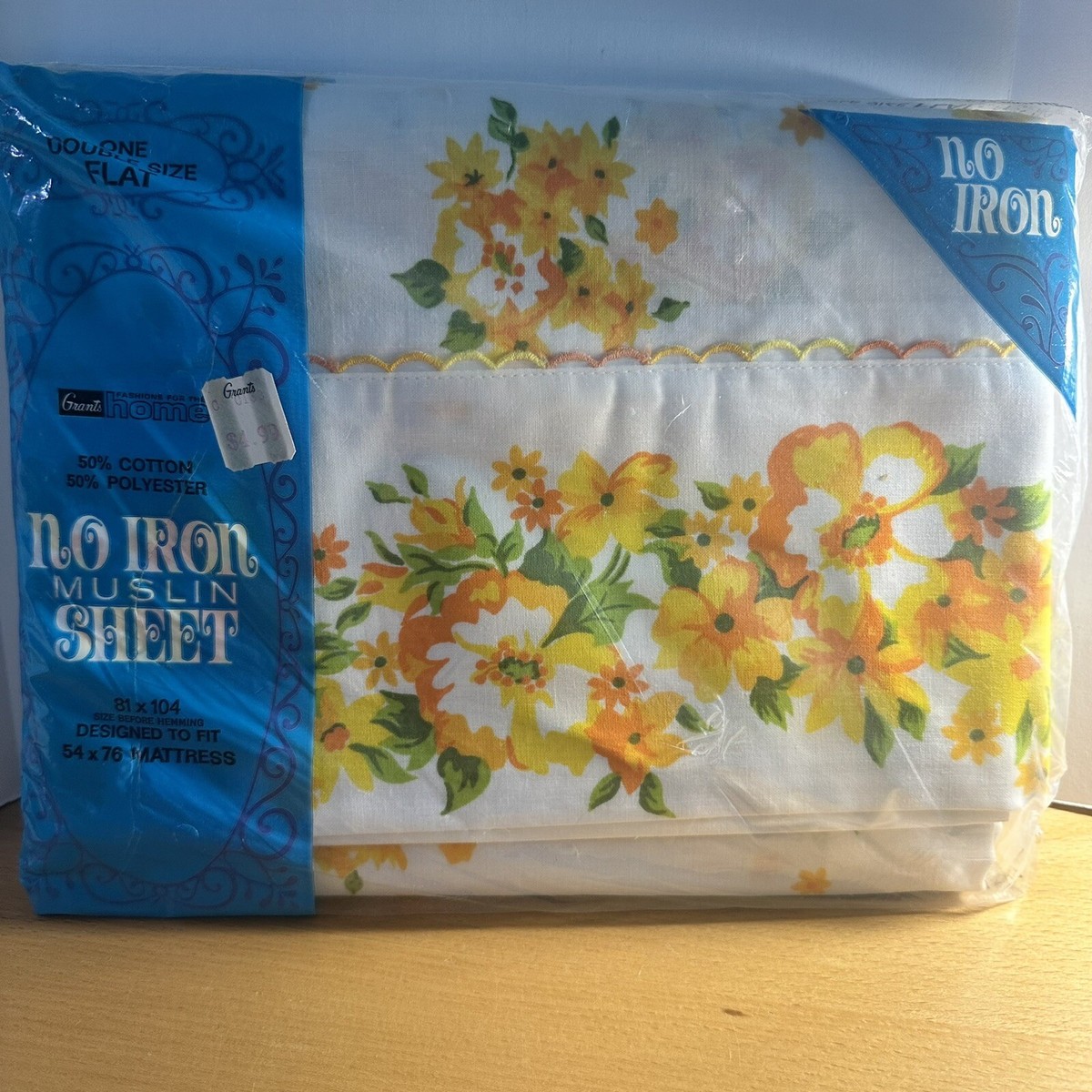 ハニーフラットページです＊ Vintage 60's Double Flat Sheet Yellow Orange Floral Embroidered