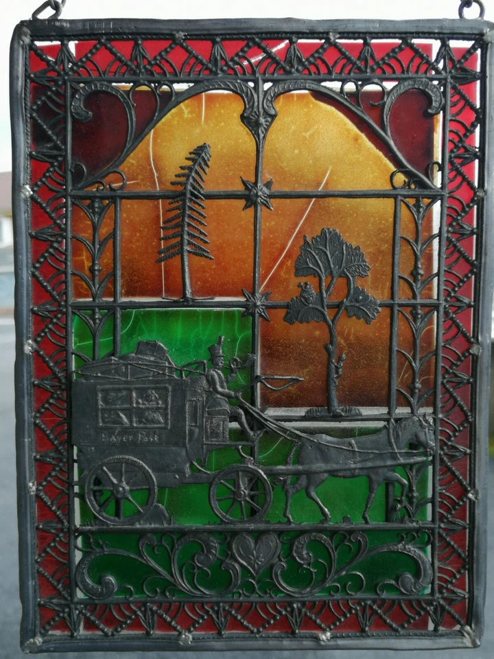 Ancien vitrail calèche diligence suisse bayer post switzerland stained glass  - Photo 2/4