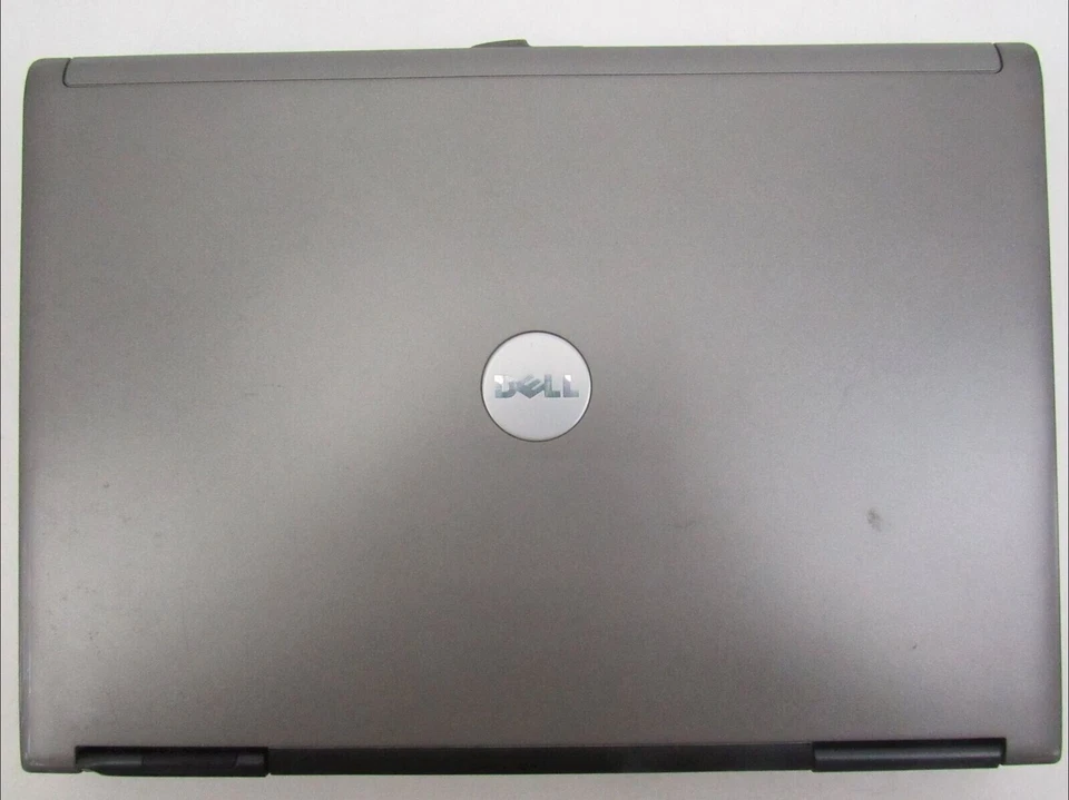 Dell Latitude D620/D630 2GB Laptop Windows XP pro SP3 WiFi Serial port DVD/CD - Image 3 of 4