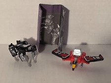 Transformers Siege WFC-S18 Ravage & Laserbeak Complete excellent condition