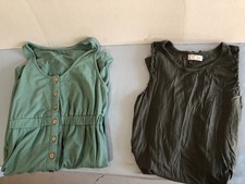 LOT of 2 MEDIUM Dress Maurices 24/7 Green/Gray Blend & Green 16-17.5" pit to pit
