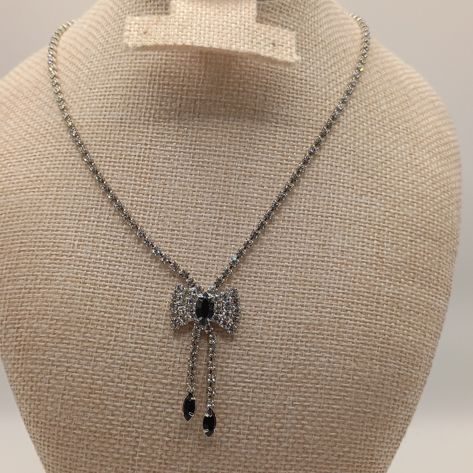 Vintage Rhinestone Necklace Bow Pendant Choker Silver Tone Prom Coquette 14