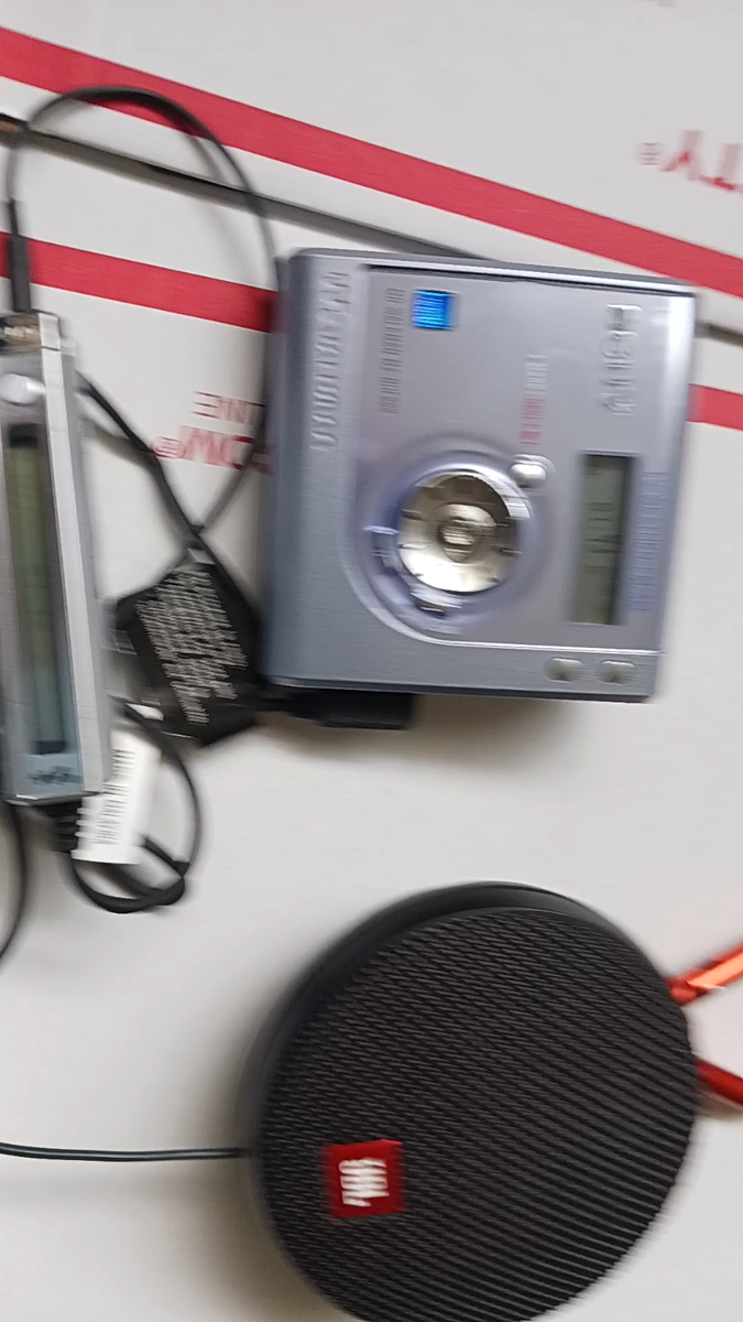 Sony Hi-MD Walkman MZ-NHF800 MiniDisc Player Recorder 
