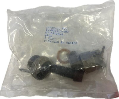 Amphenol 10-825923-182 Stecker