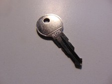 Thule Schl&uuml;ssel N175 N 175 Ersatzschl&uuml;ssel f&uuml;r Hecktr&auml;ger Dachboxen Dachtr&auml;ger