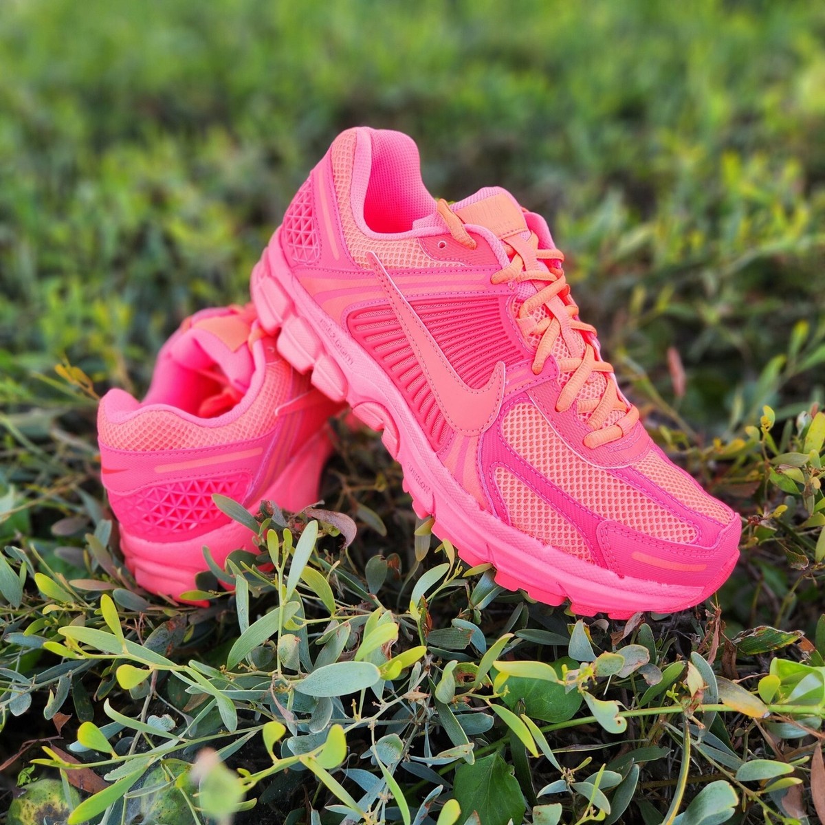 Nike Zoom Vomero 5 Hot Punch HF5493-600 Men's Size New | eBay