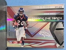 2007 Donruss Elite Football Passing the Torch Red PT-29 Mike Bell #115/800 Mint