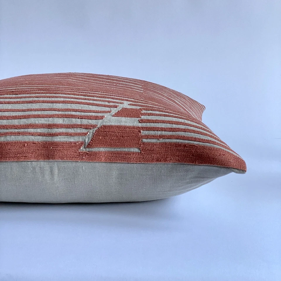 VILLA HOME  pillow cover 22 x 22 - Image 2 of 4