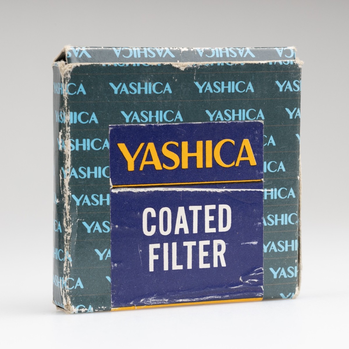 Original Yashica Skylight 1A UV Filter + Lens Hood Bay 1 I D