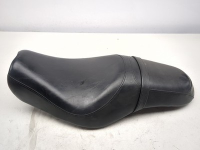 04-06 Harley Sportster 1200 Custom XL1200C Driver Passenger Seat