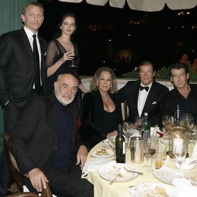 Rare Still  COLOR Sean Connery & ALL THE PAST AND PRESENT JAMES BOND 007 ACTORS
