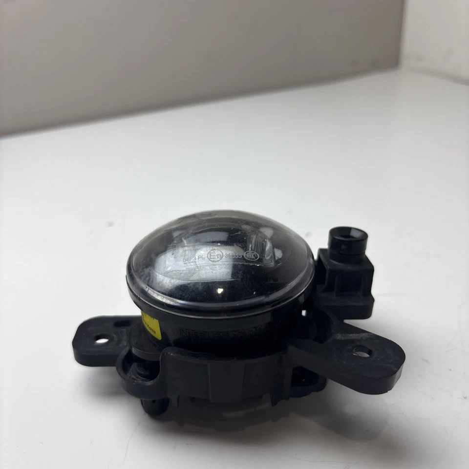 Faro antiniebla Buick Encore 2022 lado derecho 42737708 OEM Foto 4 de 4