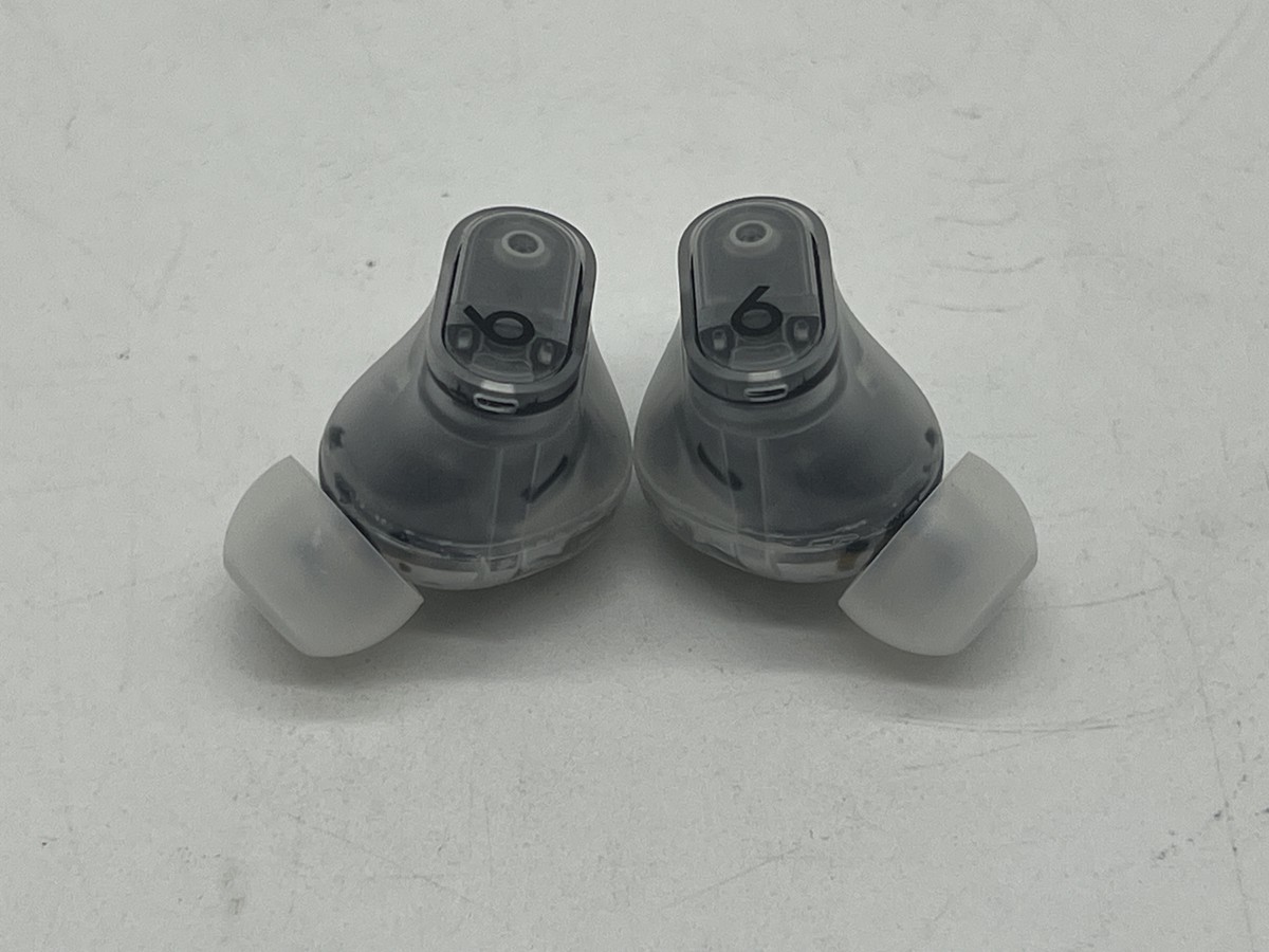 トランスペアレントBeats Studio Buds + 右 左 A2870 s-l400.jpg
