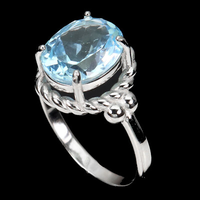 Anello Dorato Dei Gioielli Con Topazio Blu Fotografia Stock - Immagine - Foto 5