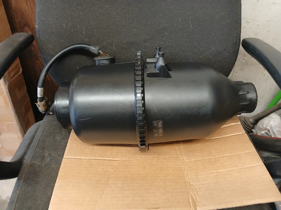 Корпус воздухозаборника 00-04 Ford F250 Super Duty 5,4 л оригинальный производитель YC3U 9C662 AE - Изображение 2 из 4