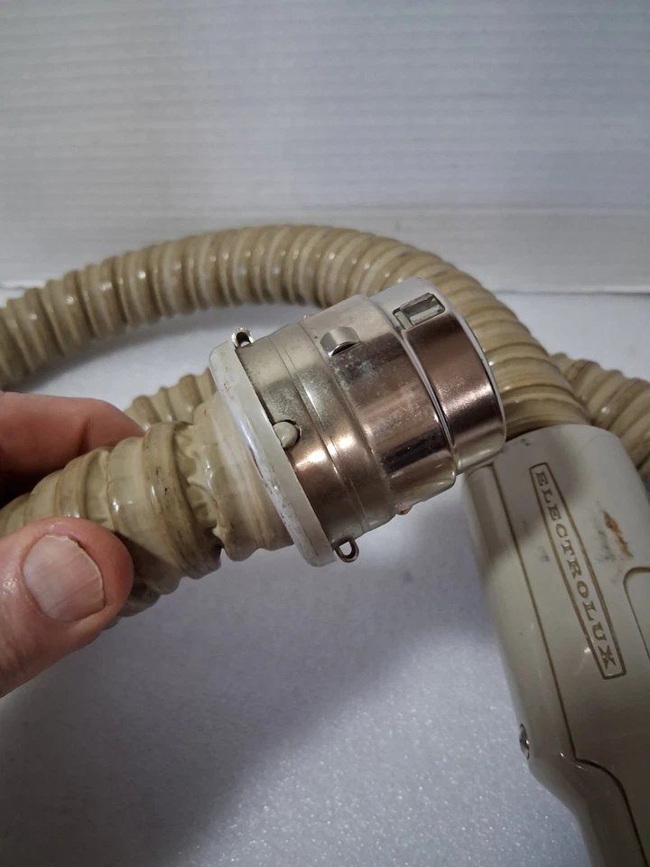 复古 电动软管 适用于 Electrolux Silverado Deluxe 1505 真空测试  — 第 4/4 张图片