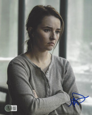 KAITLYN DEVER SIGNED 'THE LAST OF US' 8x10 PHOTO AUTOGRAPH BECKETT BAS COA