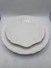 Set of (2) Mikasa Ocean Jewel White EH900 Sea Shell, Salad and Dinner Plate