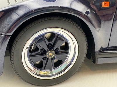 ミニカー Porsche930Turbo Slant Nose896/1000 1/18 Porsche 930Turbo