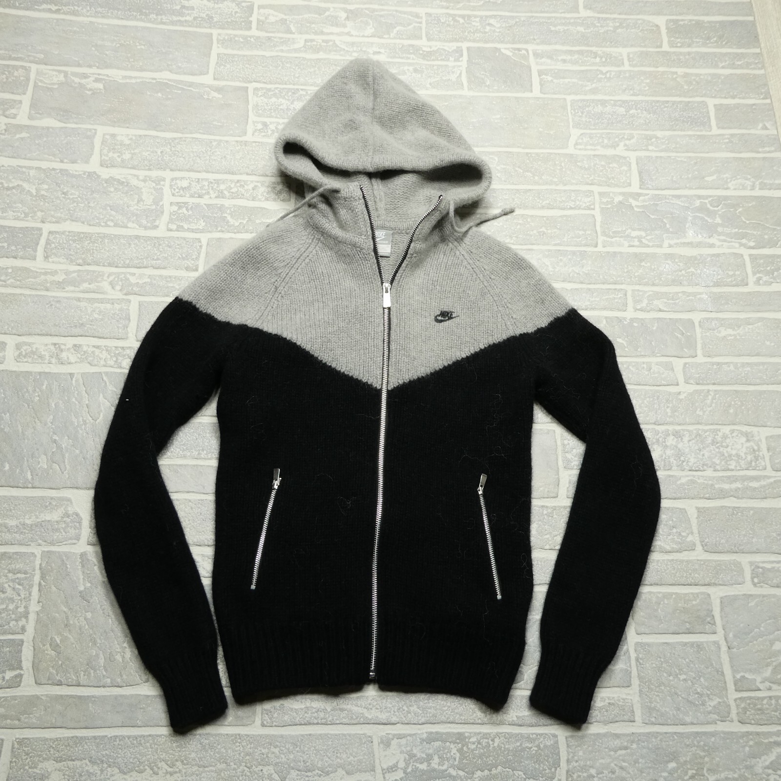 SACAI X NIKE Giacca maglione Nike con cappuccio taglia S misto lana full zip logo ricamato swoosh