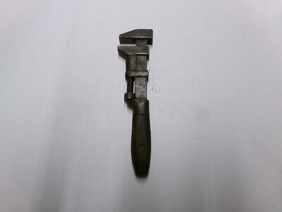Coes Wrench Co 12'' Pipe Wrench Wood Handle Made In USA Also Marked PRR Vintage