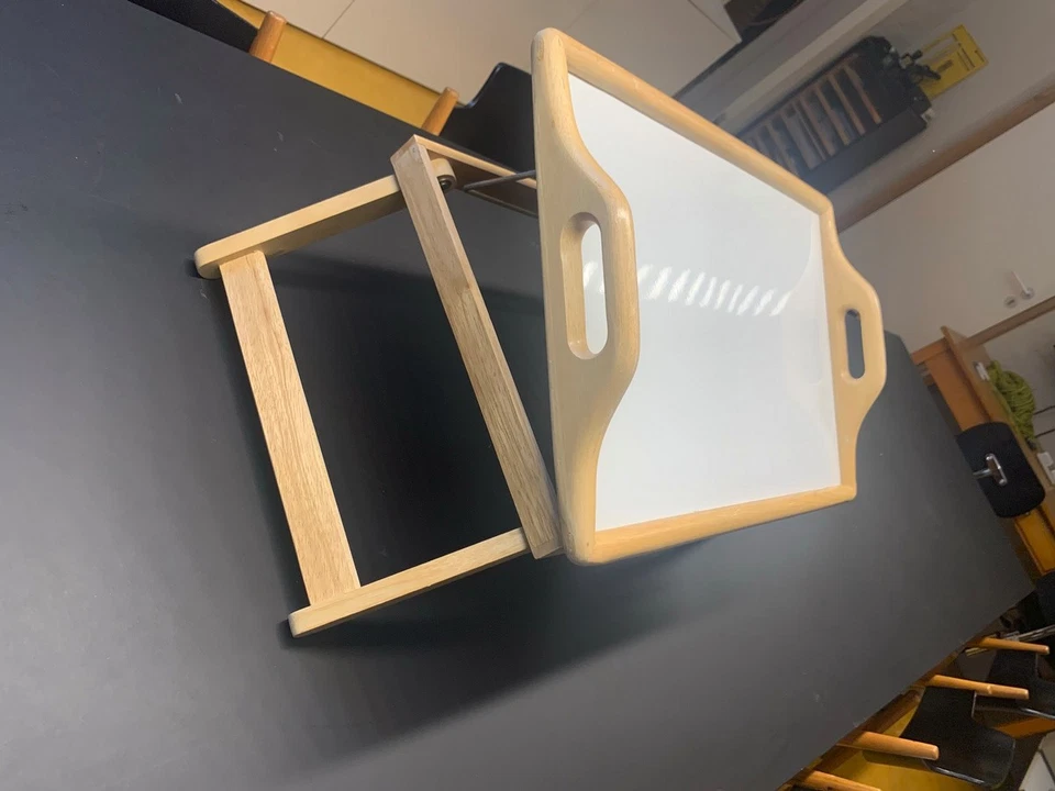 Frühstückstablett Tablett Holz klappbar, guter Zustand, gebraucht