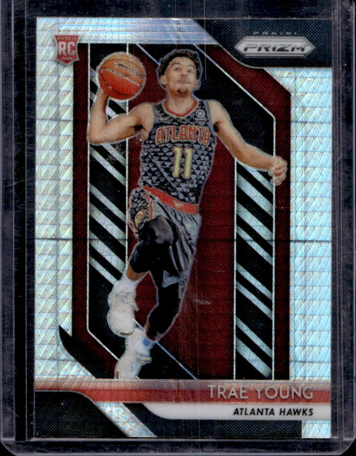 2018-19 Prizm Trae Young RC Prizms Hyper Rookie #78 Hawks