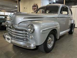 1947 FORD SUPER DELUXE Tudor