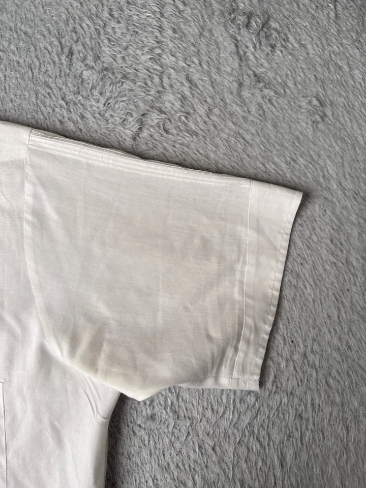 Van Heusen Guayabera Shirt Adult Large White Button Polyester Blend 4 Pocket - Image 2 of 4