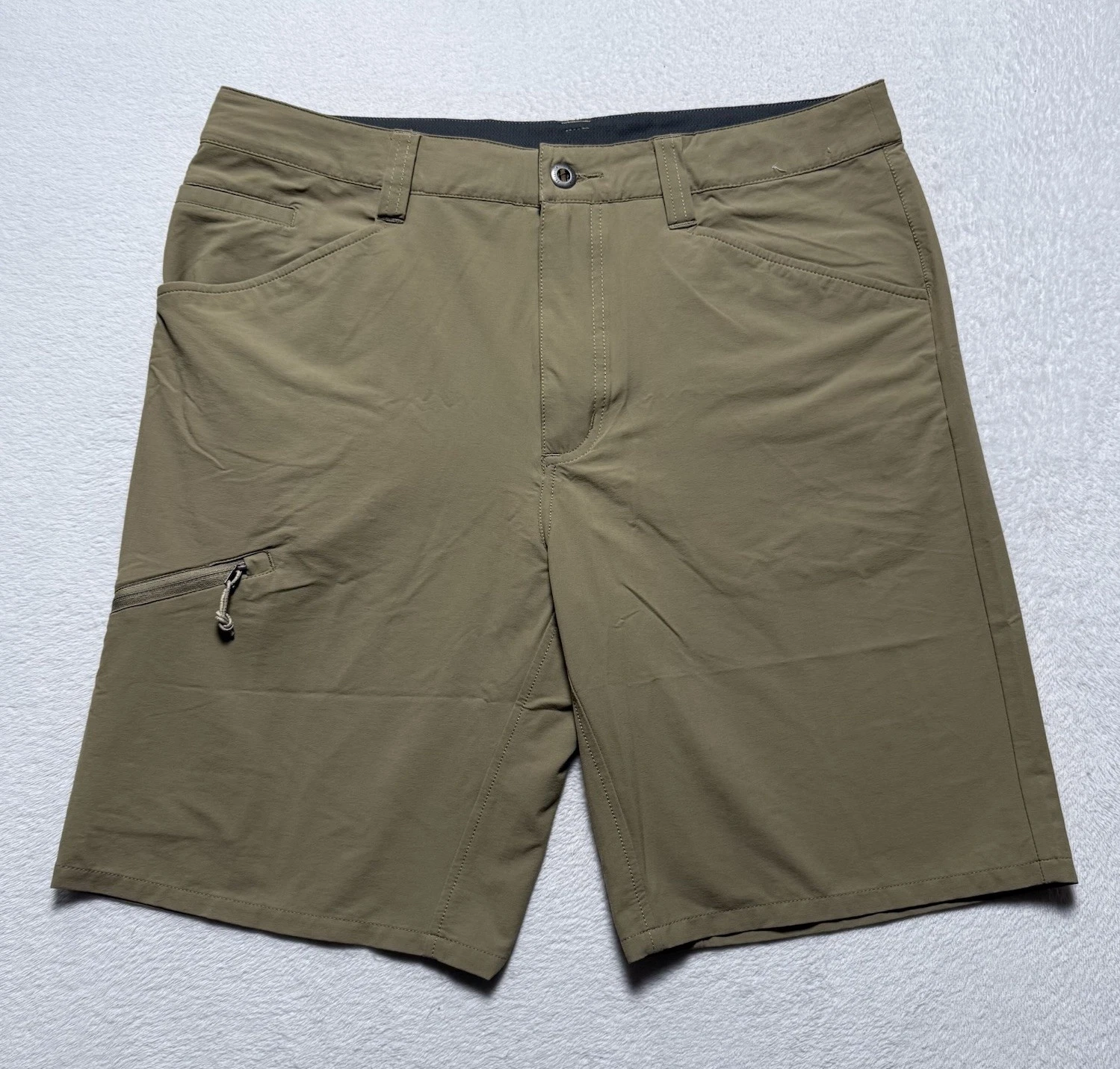 Patagonia Quandary Shorts Mens 35 Outdoor Hiking Khaki 9" Inseam Lightweight