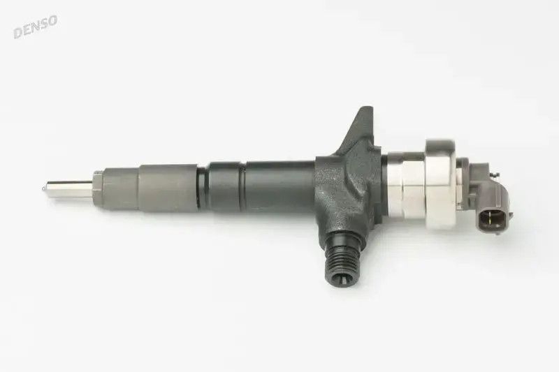 Injector DCRI106990 DENSO for ISUZU RODEO I