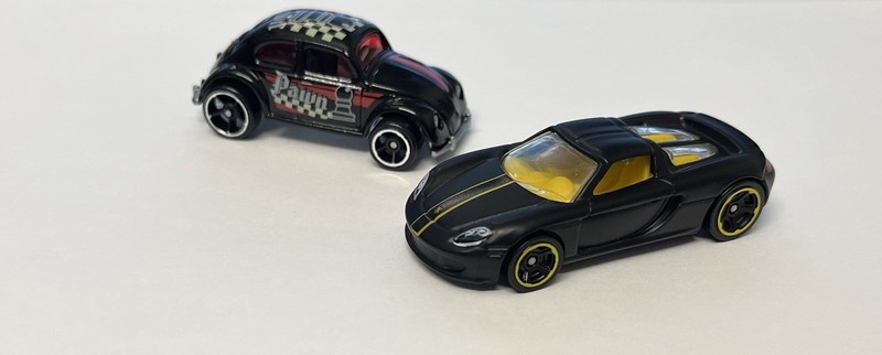 (Lot Of 2) Hot Wheels Porsche Carrera GT & Checkmate Volkswagen Beetle Black