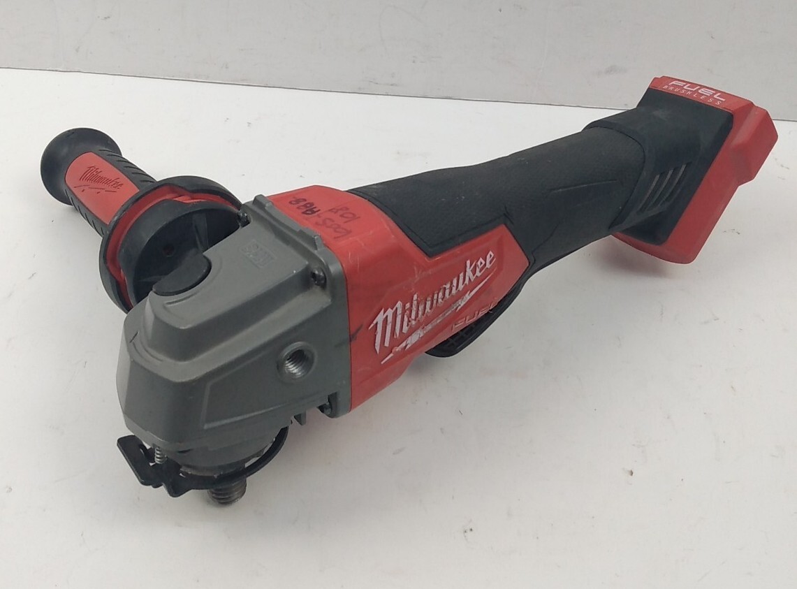 milwaukee-2880-20-m18-fuel-18-volt-4-1-2-5-grinder-paddle-switch