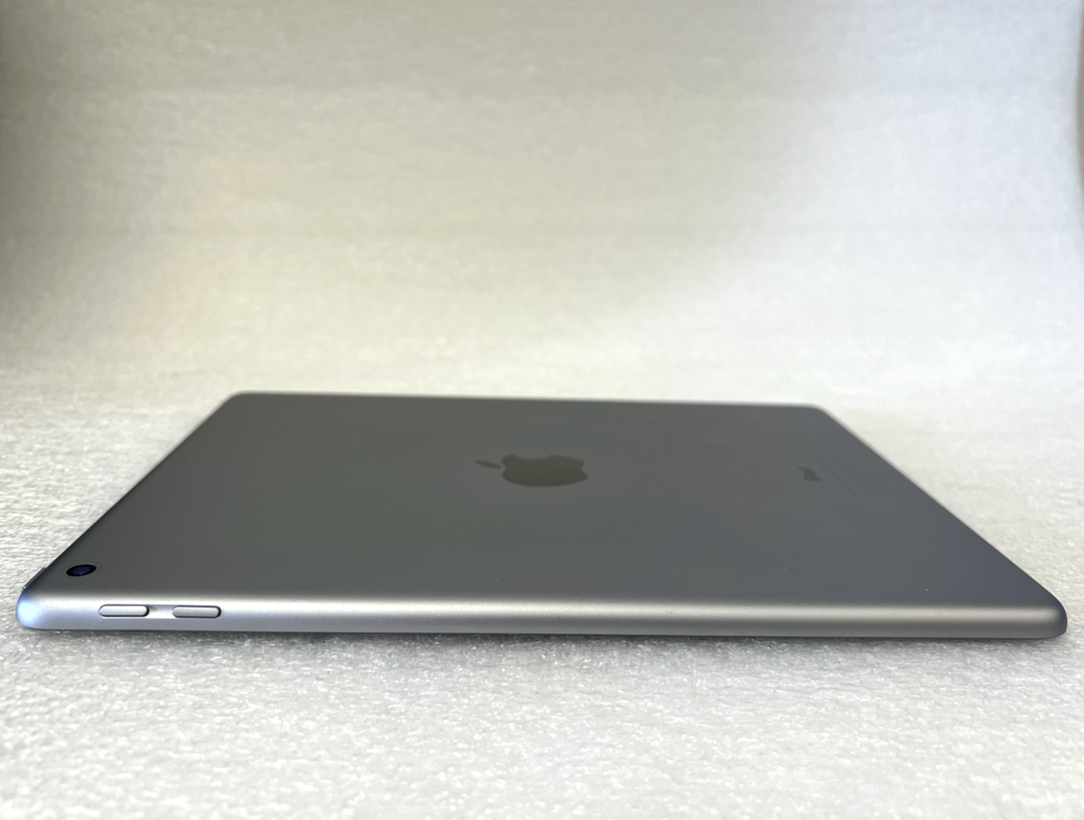 Apple iPad 5 A1822 5th Gen 128GB Wi-Fi Touch ID iOS A9 Space Grey